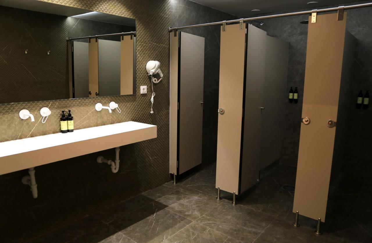 Uri Hostel Bilbao Rooms Bbi00060 Self Check In מראה חיצוני תמונה